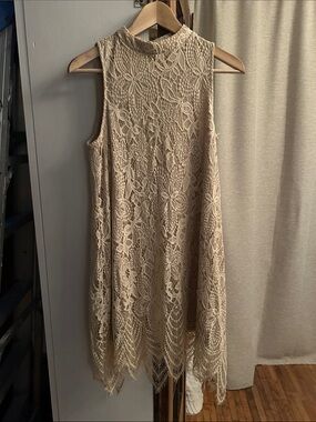love, Fire Beige Sleeveless Lace Midi Dress